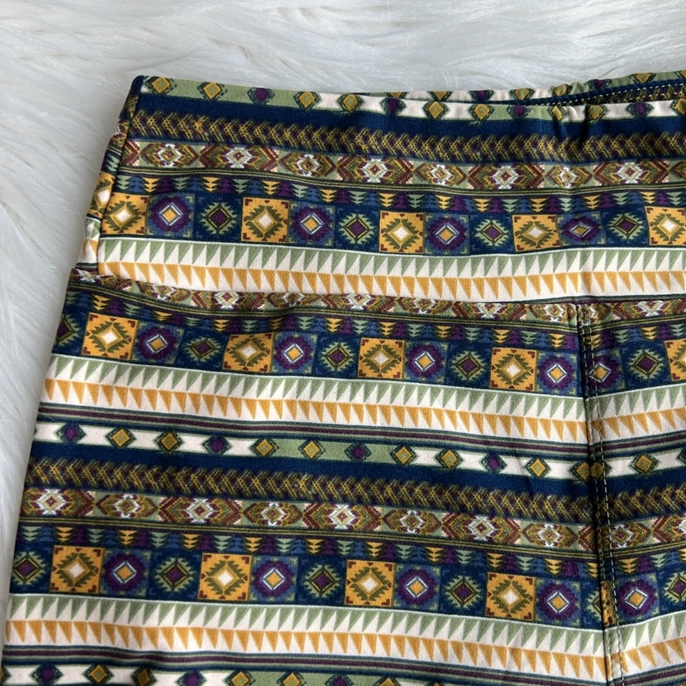 NWOT LuLaRoe Leggings Junior's One Size